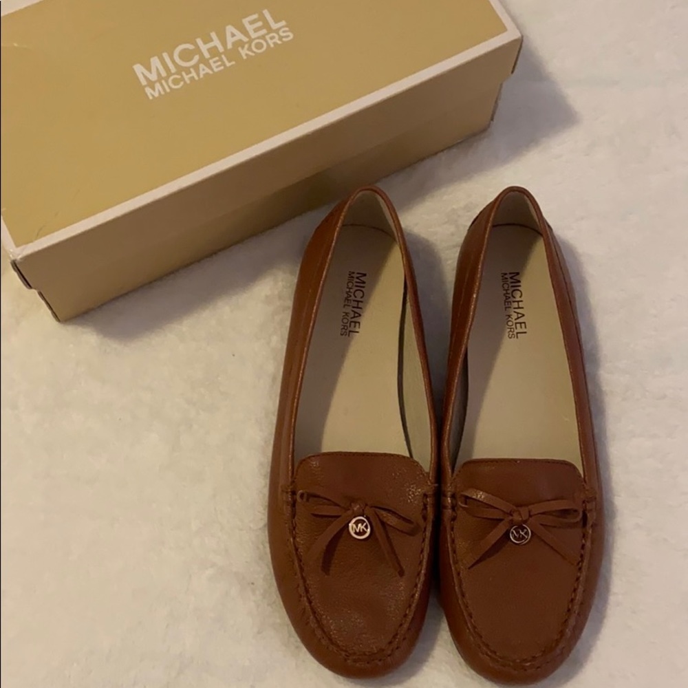 NIB Michael Kors Cognac Moccasins